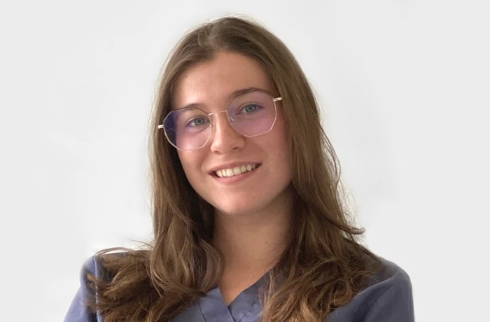 Claire Salmon dentiste